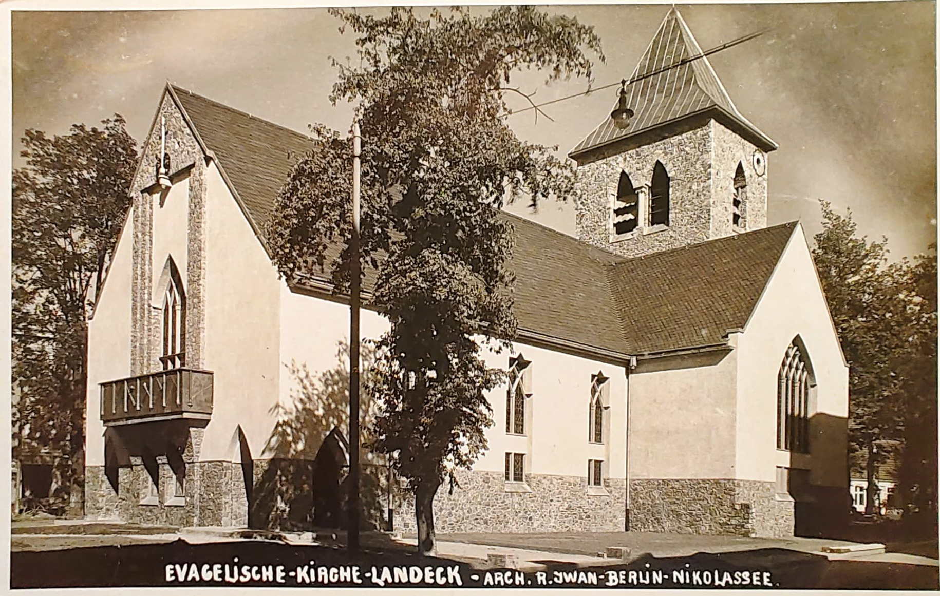 Kościół pw. Zbawiciela w latach 1925-1935 / Fotopolska.eu